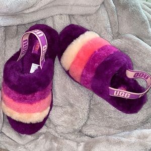 UGG fluffy pink slides 💓💜